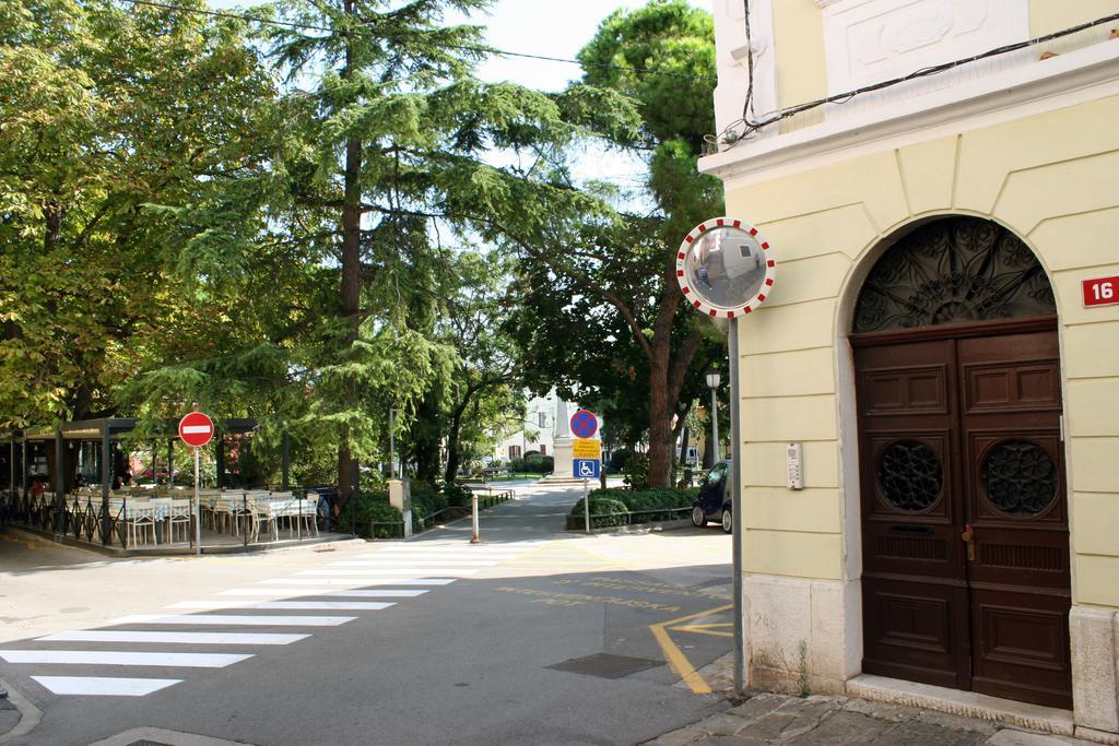 Park Apartments Izola Exteriér fotografie